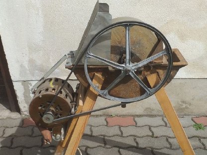 Bild 4:Wasserschleifbock