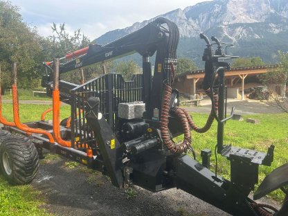 Bild 4:Forstanhänger BMF 12T2 mit 850HP