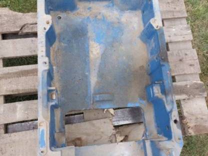 Bild 2:Verkaufe neuen Vorderachsbock für Ford Traktor 8240, 8340