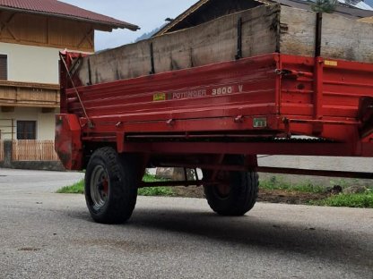 Bild 2:Pöttinger Miststreuer 3800 V