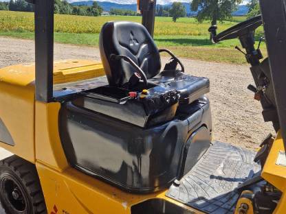 Bild 9:Mitsubishi Stapler 35