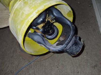 Bild 8:Diverse Gelenkwellen