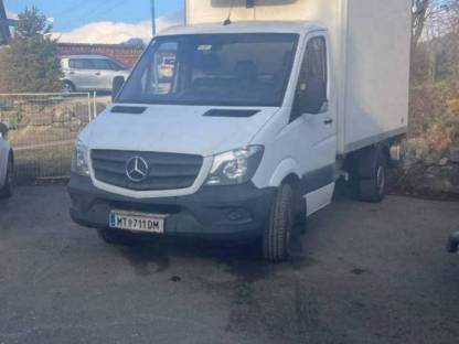 Mercedes Sprinter mit Kühlaufbau