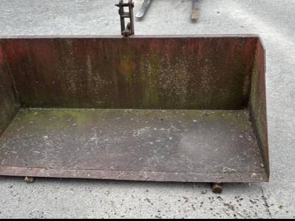 Bild 2:Heckschaufel 1,80 m breit