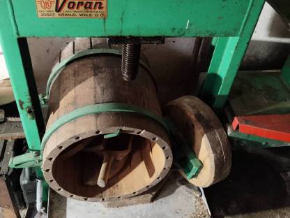 Bild 5:Obstpresse Voran