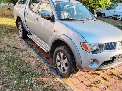 Mitsubishi L200