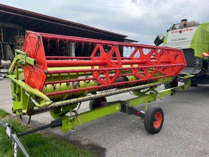 Bild 6:Claas C 490 Schneidwerk inkl. Rapstisch