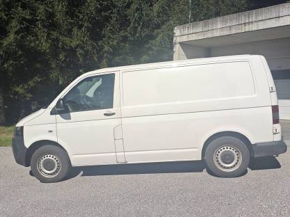 Bild 3:VW T5 4Motion mit Werkstattausbau