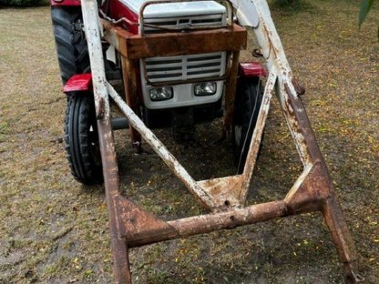 Bild 6:Steyr Frontlader mit Konsole, Schaufel und Gabel