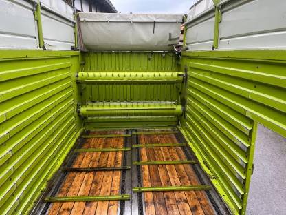 Bild 9:Claas Sprint 5000S Ladewagen