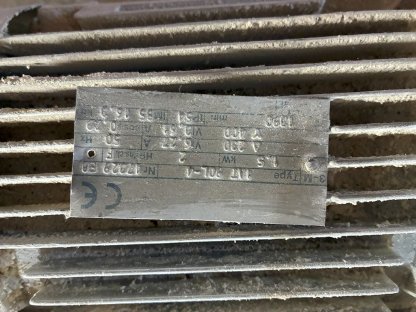 Bild 2:2x Förderschnecke mit Antriebsmotor