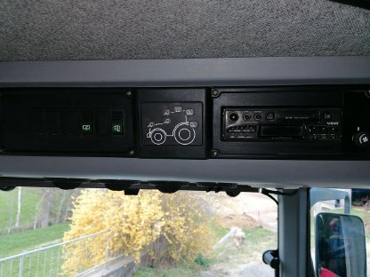 Bild 4:Steyr 9100M