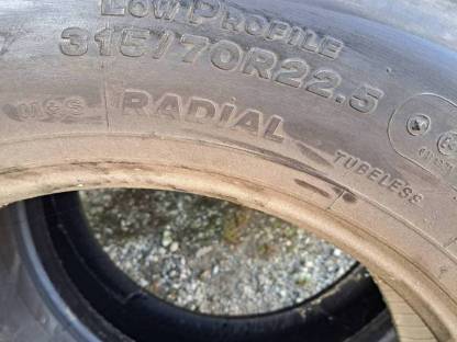 Bild 4:Kipperreifen mit 6-Lochfelge