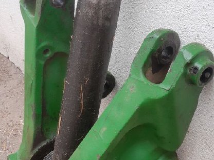 Bild 2:Verkaufe Hubarme und Welle 6910 JD