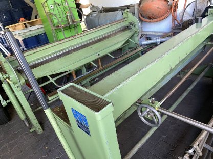 Bild 2:Schechtl Abkantbank und Tafelschere KSV 200 und HT 200