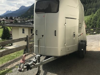 Pferdeanhänger Thiel Explorer