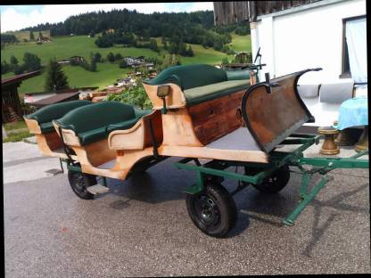 Bild 3:Kutsche für bis zu 12 Personen