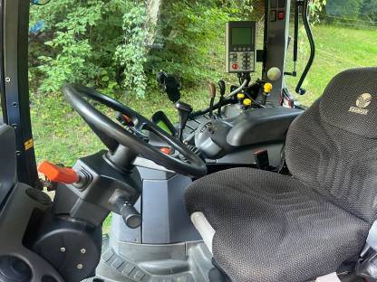 Bild 7:New Holland TS 110 A