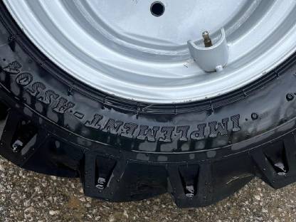 Bild 3:BKT Räder 15.0/55-17