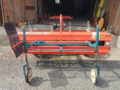 Bild 6:Bandrechen/Heuraupe Reform M11