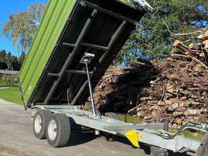 Bild 7:Fliegl TDK 80-88 VR Dreiseitenkipper