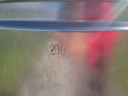 Bild 6:Milchtank 200 l inkl. Fahrgestell