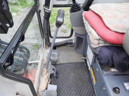Bagger Takeuchi TB 016