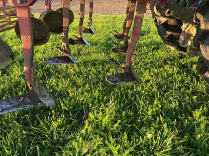 Bild 4:Pöttinger Synkro 3000 S, kein Horsch, Lemken Grubber