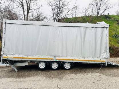 Bild 2:Neue Schiebeplane für Eduard 6022