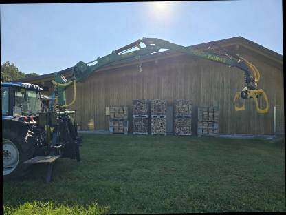 Bild 2:Kellfri Forstkran 3-Punkt 6,3 m mit Seilwinde