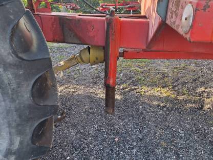 Bild 7:Miststreuer Morawetz 6t