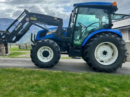 Bild 2:New Holland T4.65S