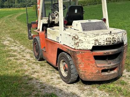 Bild 2:Gabelstapler Nissan 35
