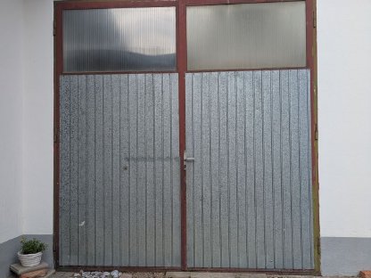 Garagentore (ohne Rahmen) 2-flügelig - 2 Stk. zu verkaufen