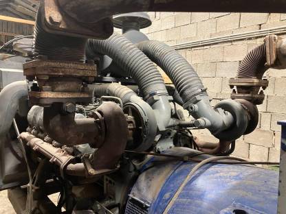 Bild 7:MAN V12 Motor für Maismühle/Stromaggregat