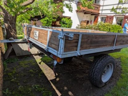 Bild 4:Traktor Anhänger