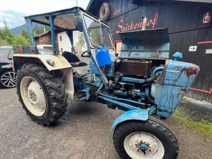 Bild 3:Traktor Ford Super Dexta 3000-8