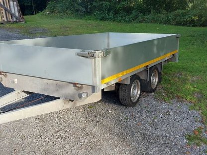 Bild 2:PKW-Anhänger, 2-Achs-Anhänger gebremst, 3 t ges. Gew.