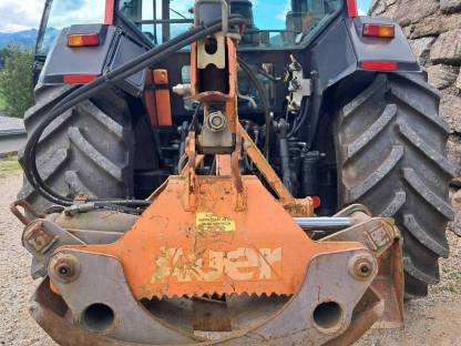 Bild 3:Holzrückezange Auer HRZ 1700