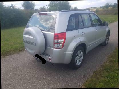 Bild 5:Suzuki Grand Vitara 1,9 VX 5DR DDiS