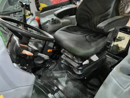 Bild 8:New Holland T 5060