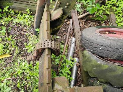 Bild 8:Gabeln zum Umbauen auf Dreipunkt