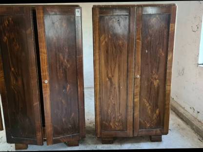 Bild 4:Alte Holzschränke