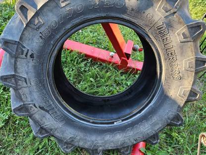 Traktorreifen 360/70R20