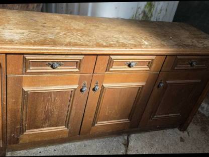 Bild 3:Sautröge und Fassl