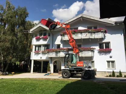 Bild 4:O&K Mobilbagger MH City