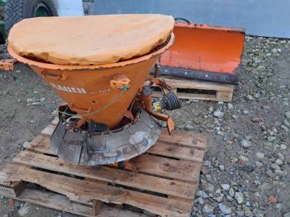 Bild 3:Traktor Kubota BX2350