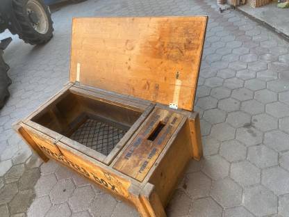 Bild 3:Heubox, Fressbox für Pferde