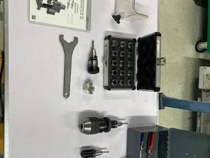 Bild 9:Optimum Fräsmaschine MH22VD