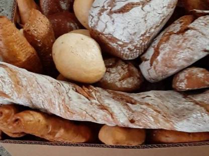 Bild 2:Tierfutter: Brot und Gebäck